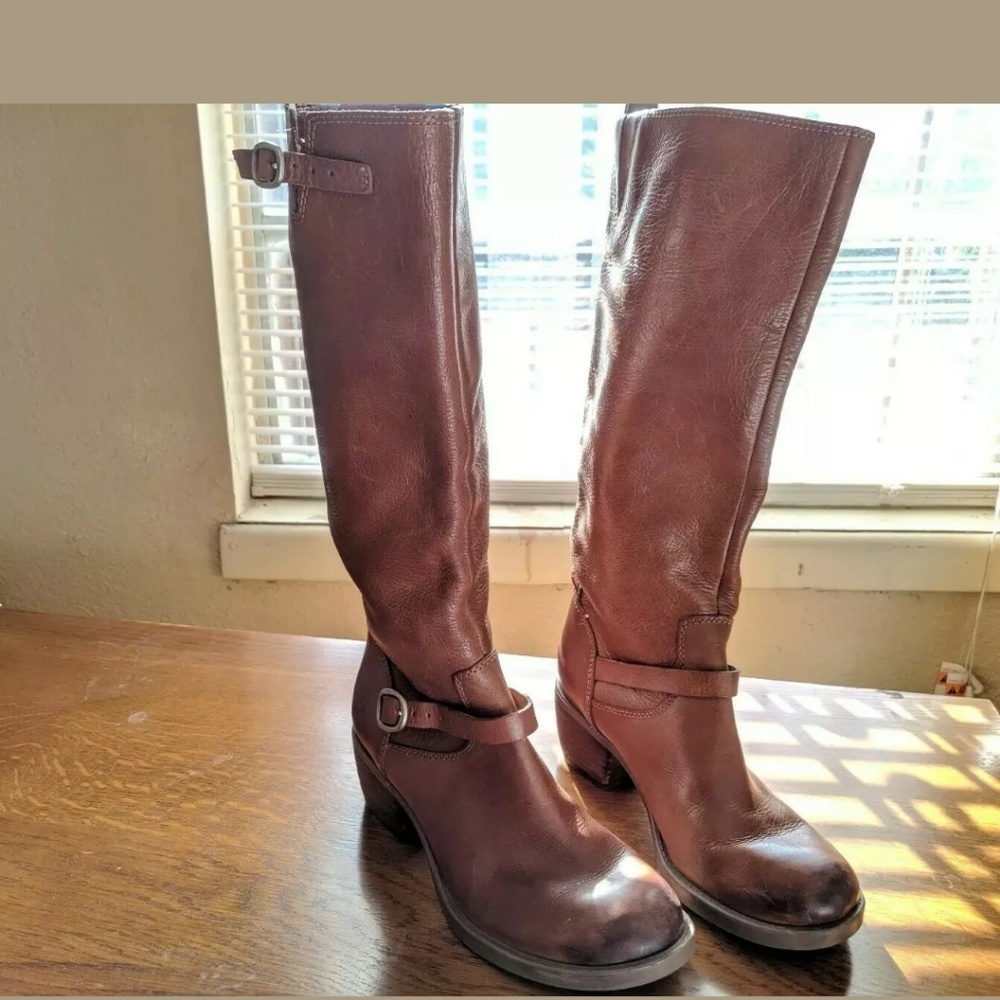 LUCKY BRAND Tall Boots 8 M Pull on Leather harness